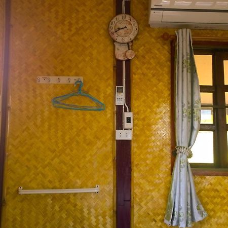 Cast Away Apartment Nonthaburi Exterior photo
