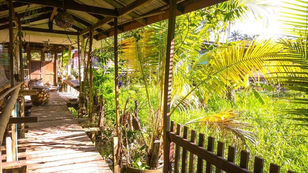 Cast Away Apartment Nonthaburi Exterior photo