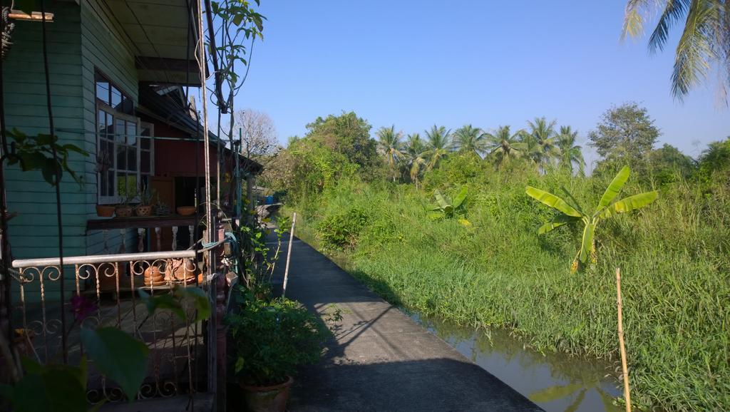 Cast Away Apartment Nonthaburi Exterior photo