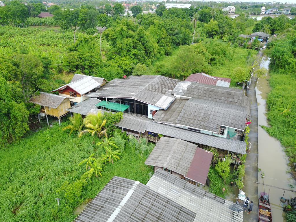 Cast Away Apartment Nonthaburi Exterior photo