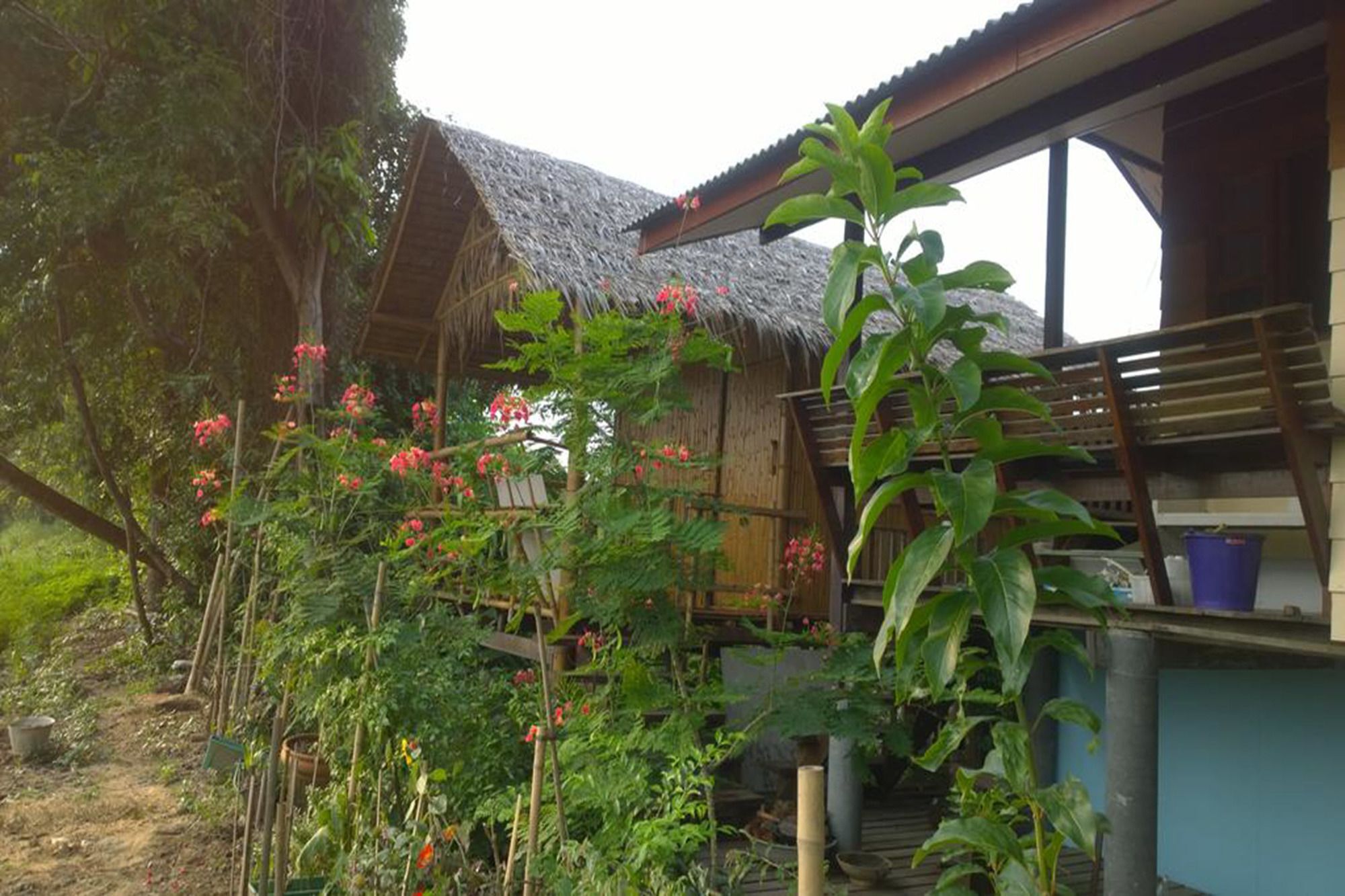 Cast Away Apartment Nonthaburi Exterior photo