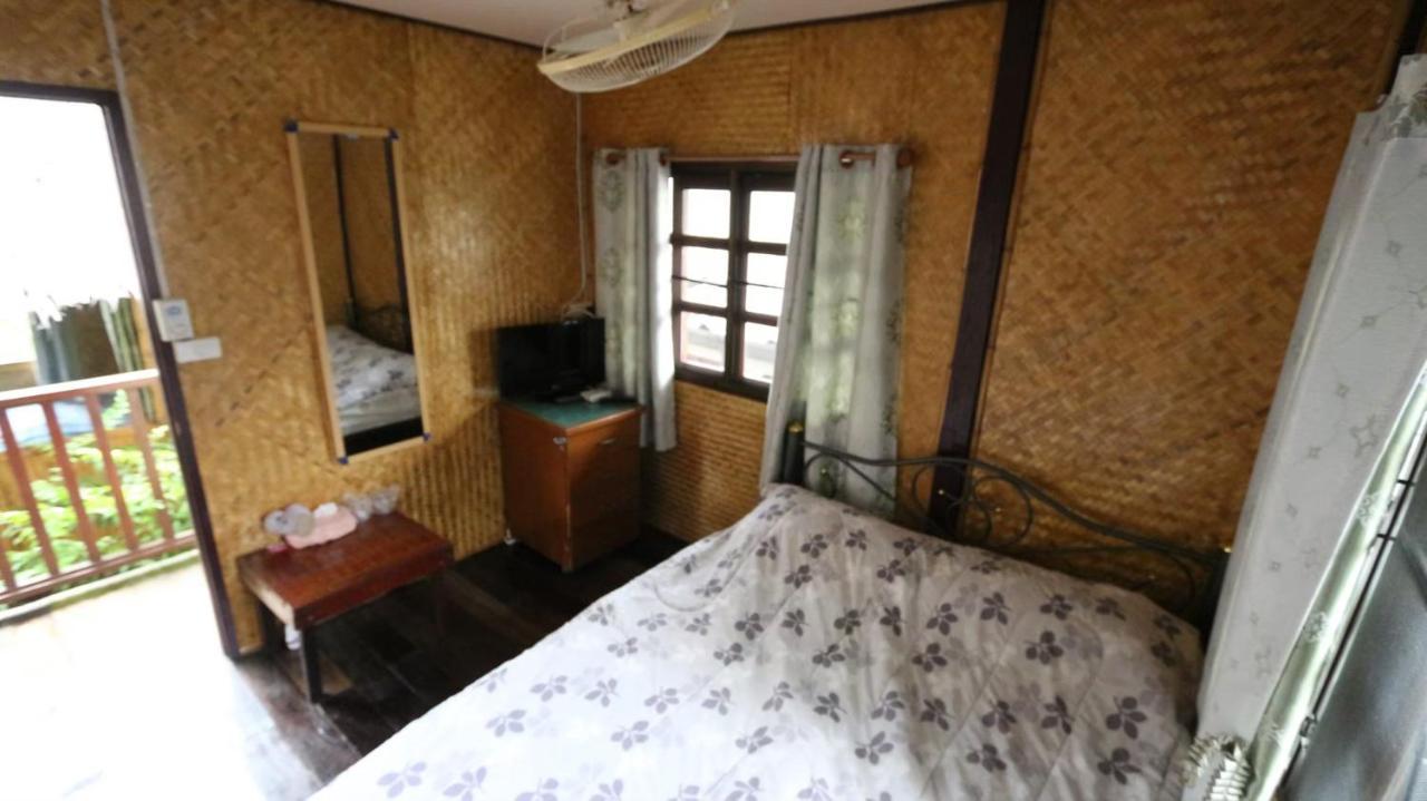 Cast Away Apartment Nonthaburi Exterior photo