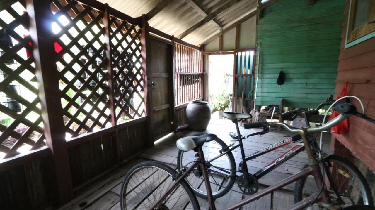 Cast Away Apartment Nonthaburi Exterior photo